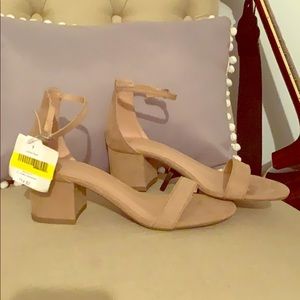 Tan block heels NWT
